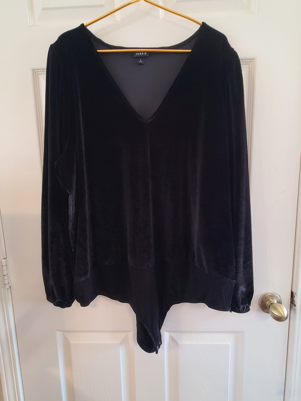 Torrid Black Velvet V-Neck Bodysuit Size 5